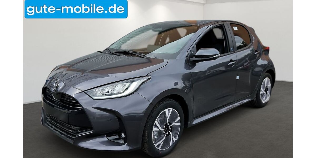 Toyota Yaris 27.000 km 23.990 &euro; Leonberg 71229