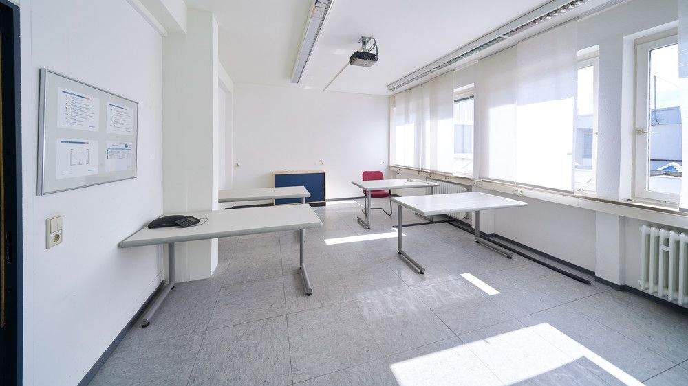 Gewerbeobjekt Ludwigsburg / Neckarweihingen Neckarweihingen - 7.425&euro; | Angebot:25697219