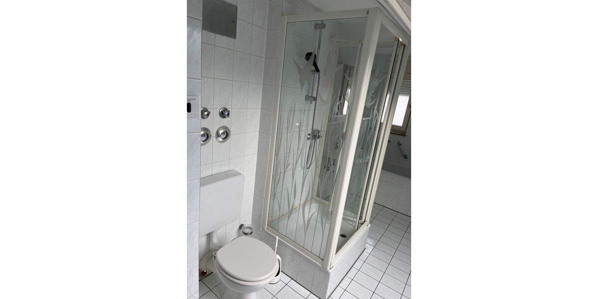 Etagenwohnung Oberstenfeld - 3 Zimmer, 72 m&sup2;, 225.000&euro; | Angebot:25800179