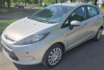 Ford Fiesta 79.000 km 5.950 &euro; Schorndorf 73614