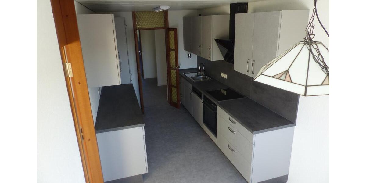 Etagenwohnung Tamm - 4.5 Zimmer, 100 m&sup2;, 1.300&euro; | Angebot:25402497