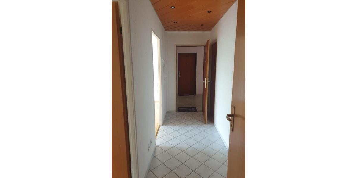 Etagenwohnung Sindelfingen Sindelfingen (Stadt) - 3 Zimmer, 74 m&sup2;, 1.300&euro; | Angebot:27541803