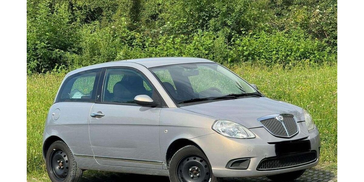 Lancia Ypsilon 186.000 km 1.500 &euro; Murr 71711