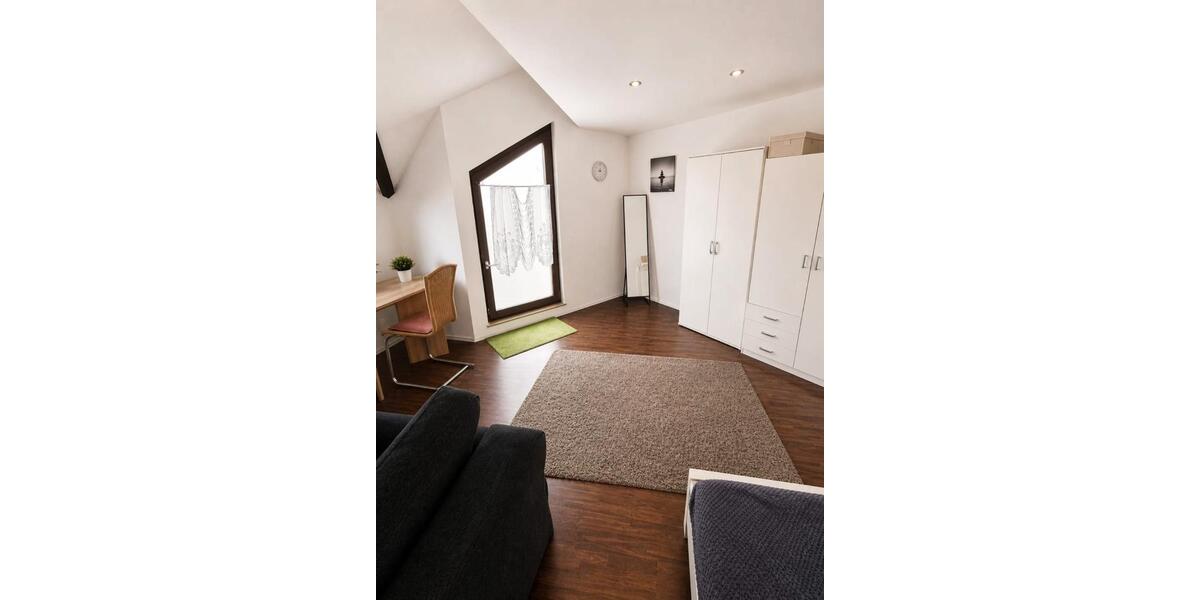Etagenwohnung Esslingen am Neckar Pliensauvorstadt - 1 Zimmer, 34 m&sup2;, 149.900&euro; | Angebot:26957447