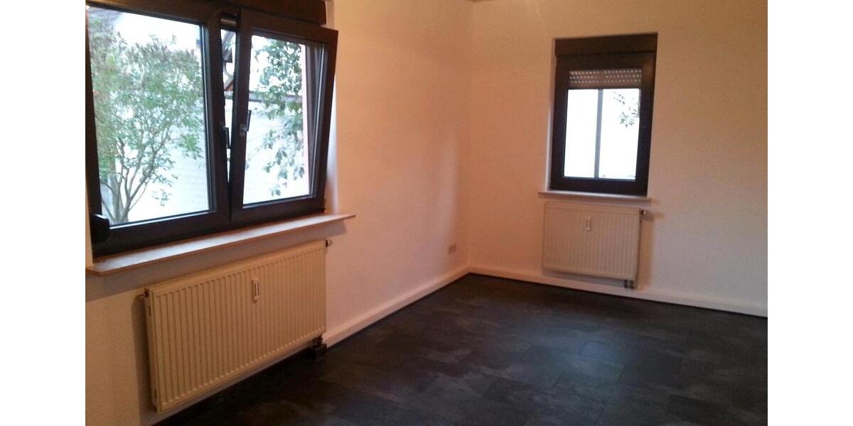 Erdgeschoßwohnung Schorndorf - 3 Zimmer, 85 m&sup2;, 1.180&euro; | Angebot:27576125