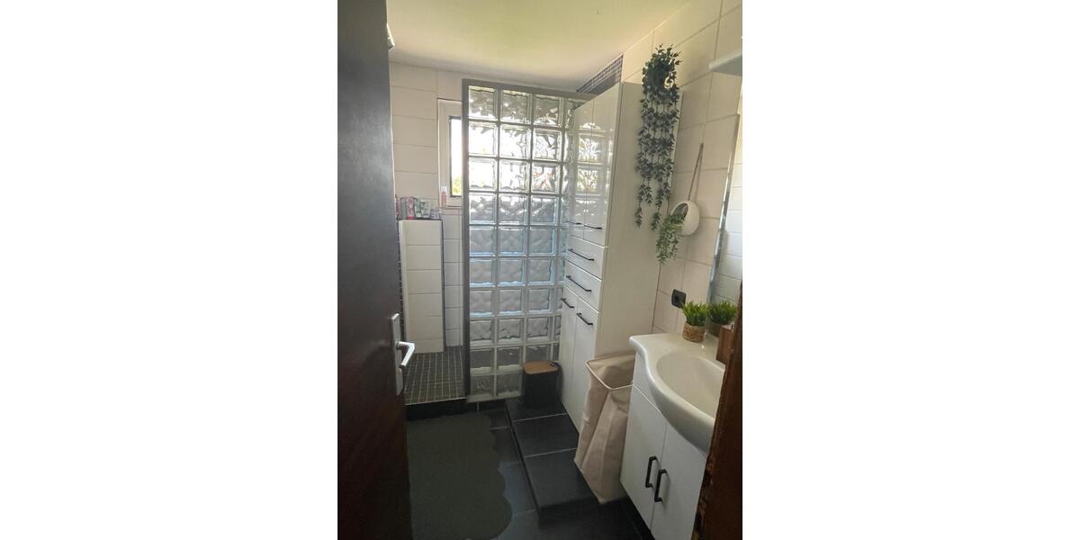 Etagenwohnung Stuttgart Mühlhausen - 4 Zimmer, 97 m&sup2;, 359.000&euro; | Angebot:26987304