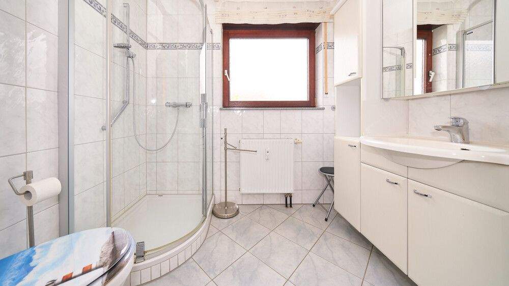 Etagenwohnung Freiberg am Neckar Beihingen - 4 Zimmer, 88 m&sup2;, 299.000&euro; | Angebot:25744142