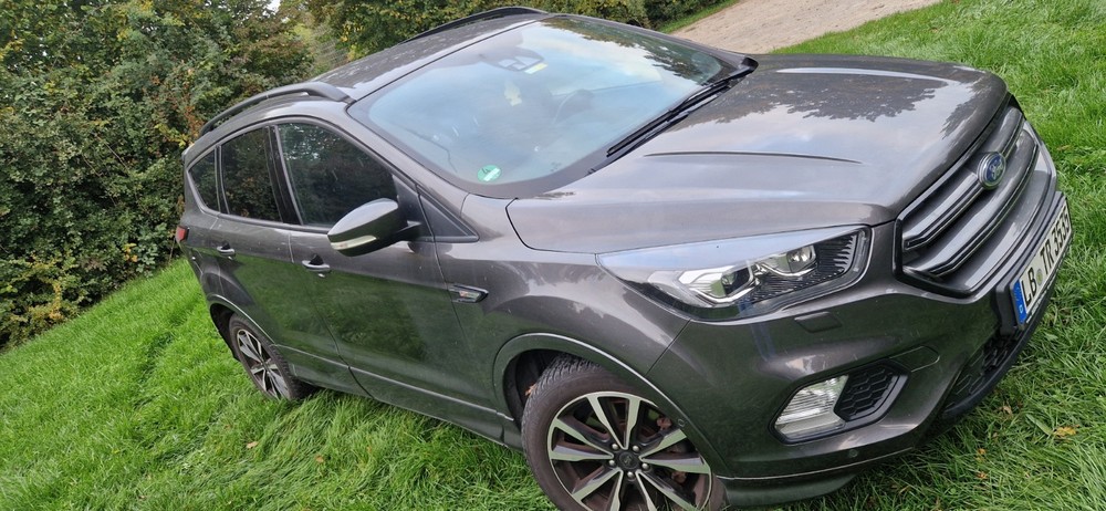 Ford Kuga 111.500 km 17.000 &euro; Steinheim an der Murr 71711