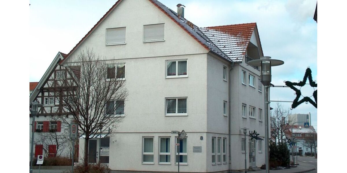 Schöne Gemütliche DG-Wohnung mit Einbauküche und nutzbarem Dachgeschoß - Etagenwohnung Deizisau | Angebot:27504679