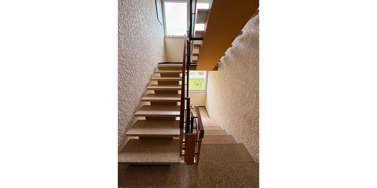 Etagenwohnung Esslingen am Neckar Brühl - 2.5 Zimmer, 53 m&sup2;, 175.000&euro; | Angebot:26381914