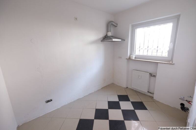 Mehrfamilienhaus, Wohnhaus Remseck Neckargröningen - 6 Zimmer, 161 m&sup2;, 660.000&euro; | Angebot:26092044