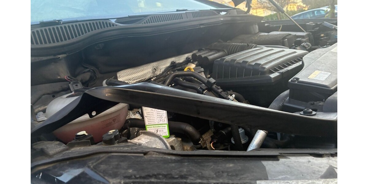 VW Golf Sportsvan 66.481 km 9.100 &euro; Stuttgart 70173