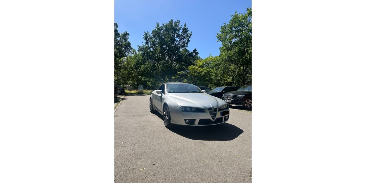 Alfa Romeo Spider 64.021 km 11.000 &euro; Altbach 73776