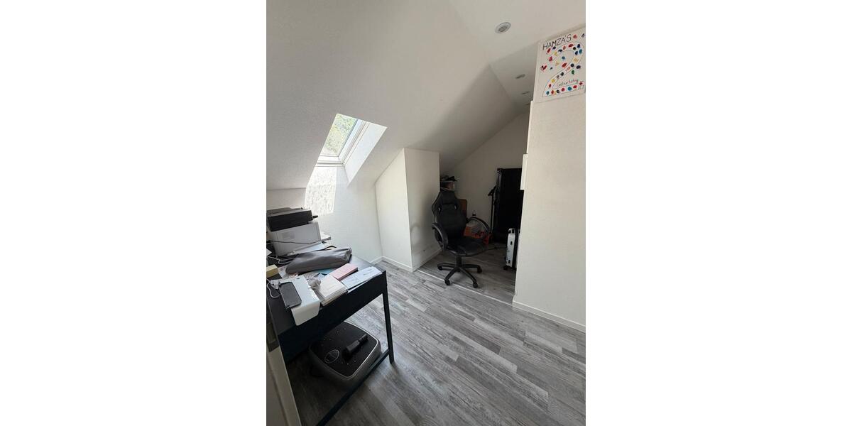 Einfamilienhaus Sachsenheim - 6 Zimmer, 230 m&sup2;, 900.000&euro; | Angebot:27133490