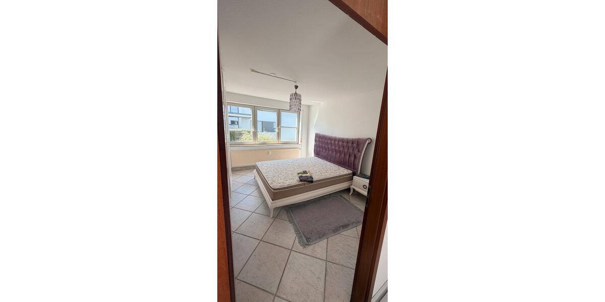 Etagenwohnung Böblingen Dagersheim - 3 Zimmer, 75 m&sup2;, 1.200&euro; | Angebot:27549974