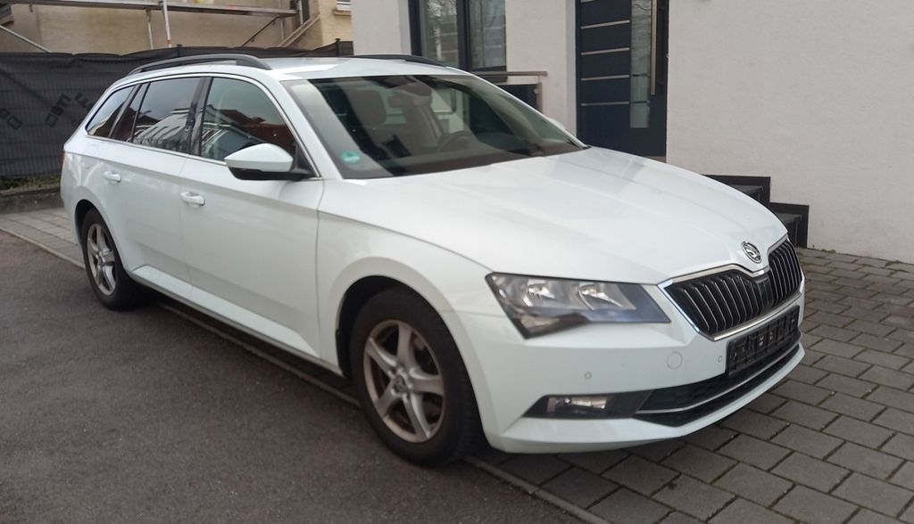 Skoda Superb 234.743 km 10.700 &euro; Heilbronn 74074