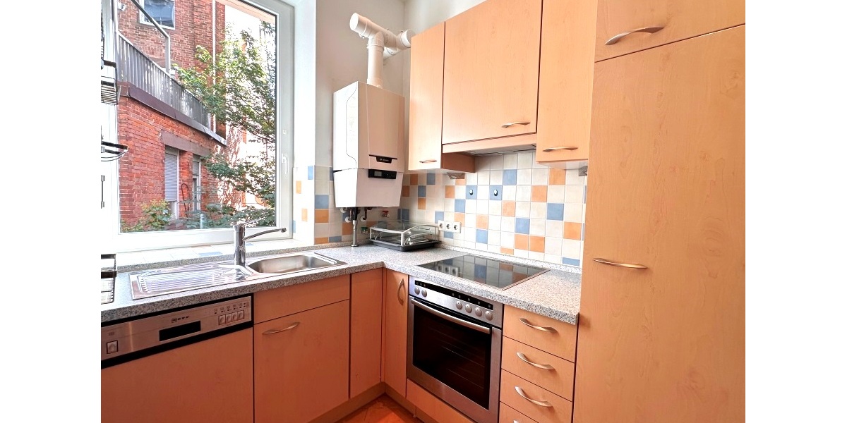Gepflegte 3-Zi.-Altbauwohnung mit Balkon und großer Terrasse in Stuttgart-West - Erdgeschoßwohnung Stuttgart Stuttgart-West (Stadtbezirk) | Angebot:27505240