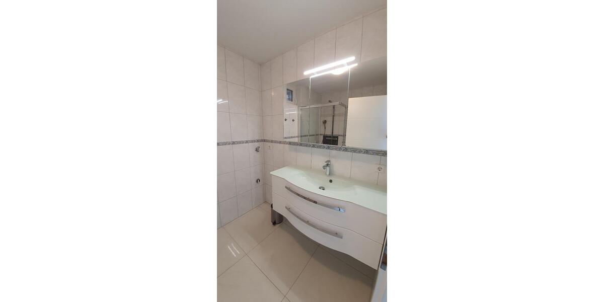 Etagenwohnung Waldenbuch - 3 Zimmer, 78 m&sup2;, 1.550&euro; | Angebot:24841709