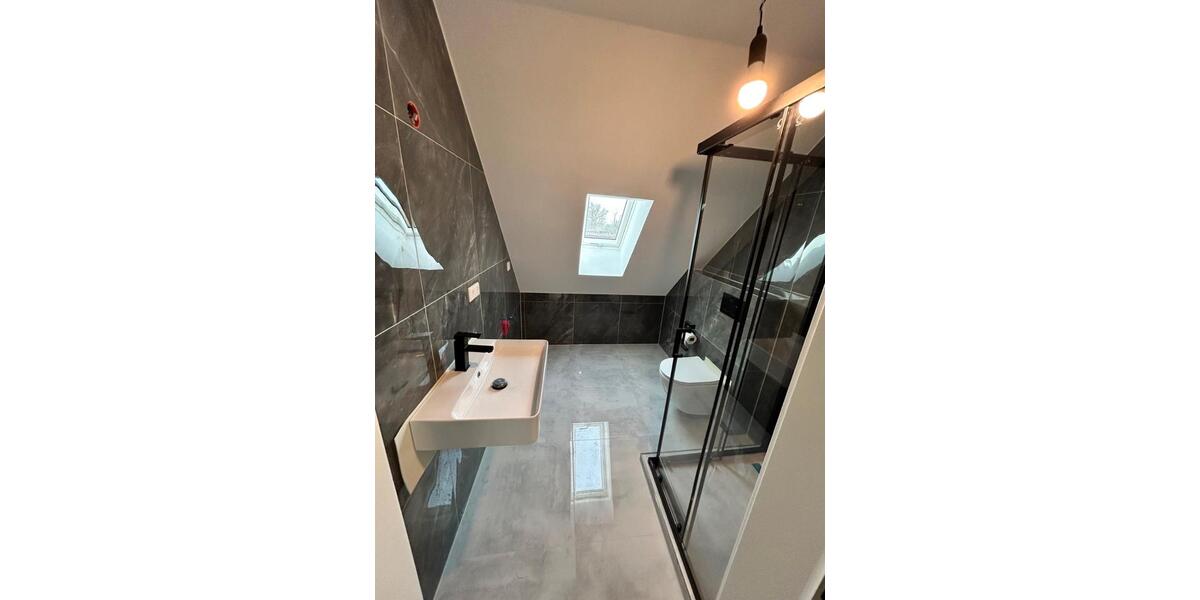 Dachgeschoßwohnung Heilbronn Horkheim - 2 Zimmer, 43 m&sup2;, 650&euro; | Angebot:26471093