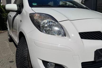Toyota Yaris 142.000 km 7.300 &euro; Stuttgart 70178