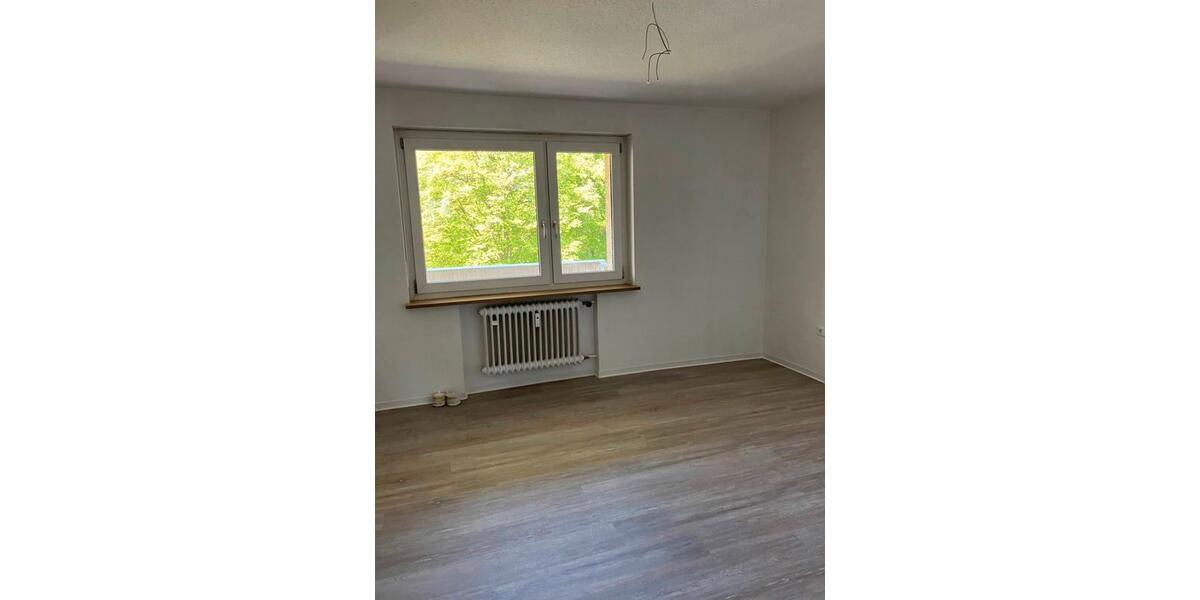 Etagenwohnung Kornwestheim - 4 Zimmer, 77 m&sup2;, 867&euro; | Angebot:26477067