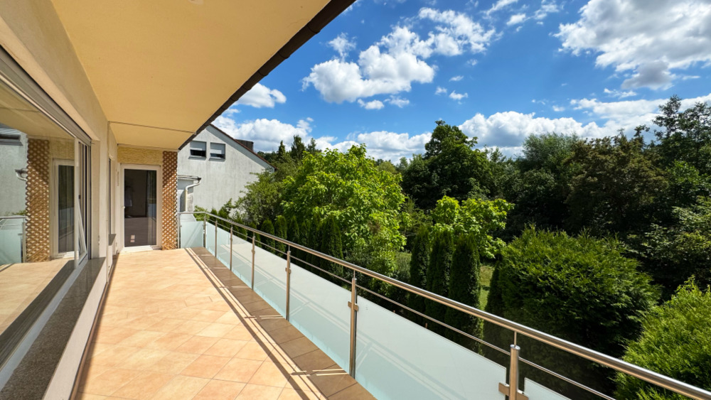 Etagenwohnung Böblingen - 4 Zimmer, 122 m&sup2;, 497.000&euro; | Angebot:25726621