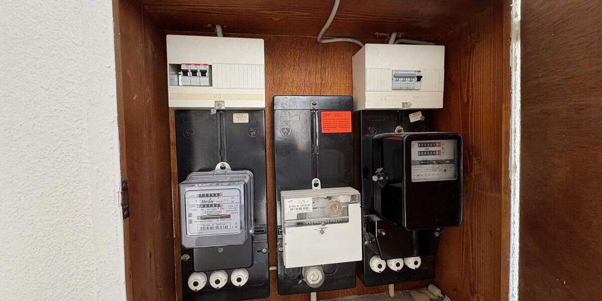 Mehrfamilienhaus, Wohnhaus Steinenbronn - 8 Zimmer, 155 m&sup2;, 690.000&euro; | Angebot:25748771