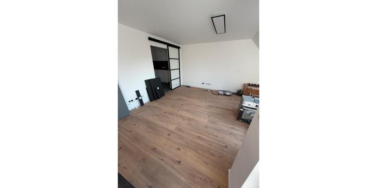 Dachgeschoßwohnung Sindelfingen Darmsheim - 2 Zimmer, 44 m&sup2;, 990&euro; | Angebot:25942965