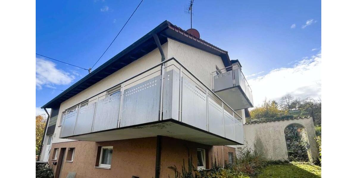 Etagenwohnung Weinstadt - 3.5 Zimmer, 112 m&sup2;, 1.450&euro; | Angebot:26182206