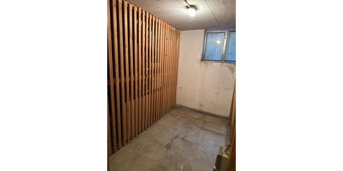 Etagenwohnung Esslingen am Neckar Oberesslingen - 2 Zimmer, 68 m&sup2;, 249.000&euro; | Angebot:27234721