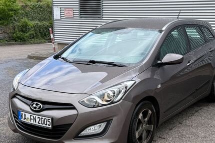Hyundai i30 265.000 km 2.950 &euro; Korntal 70825
