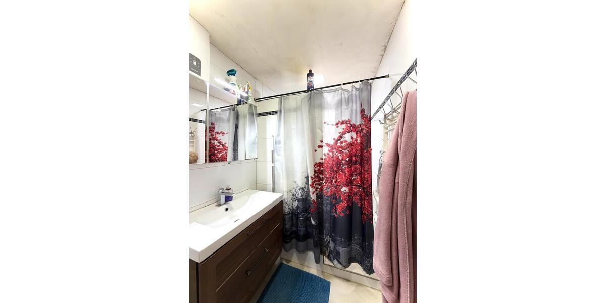 Etagenwohnung Esslingen am Neckar Brühl - 3 Zimmer, 78 m&sup2;, 268.000&euro; | Angebot:25436259