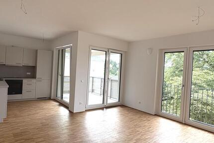 Wohnung Leonberg - 3 Zimmer, 80 m&sup2;, 1.608&euro; | Angebot:23643269