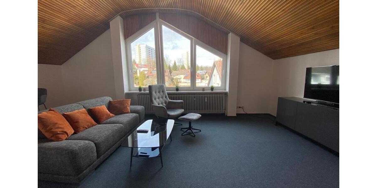 Dachgeschoßwohnung Sindelfingen - 3 Zimmer, 62 m&sup2;, 1.150&euro; | Angebot:25414574