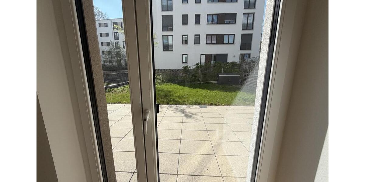 Erdgeschoßwohnung Stuttgart Feuerbach - 3 Zimmer, 80 m&sup2;, 1.900&euro; | Angebot:26375221