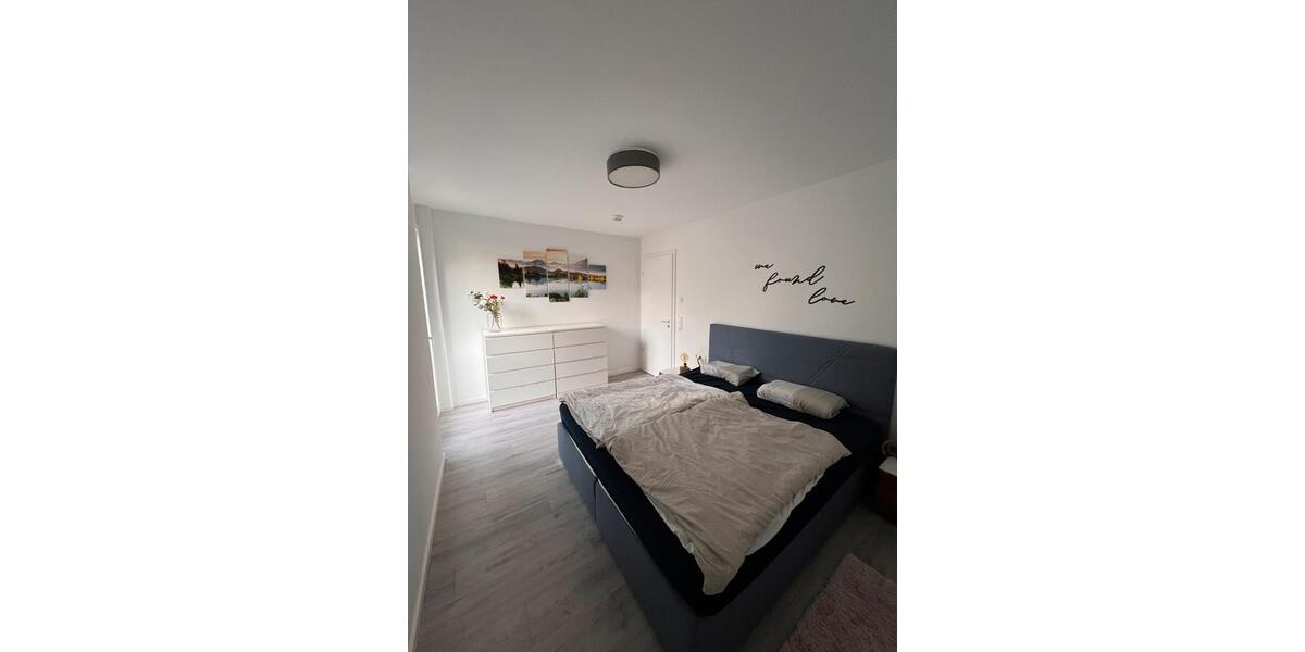 Etagenwohnung Mundelsheim - 4.5 Zimmer, 98 m&sup2;, 1.450&euro; | Angebot:27544882