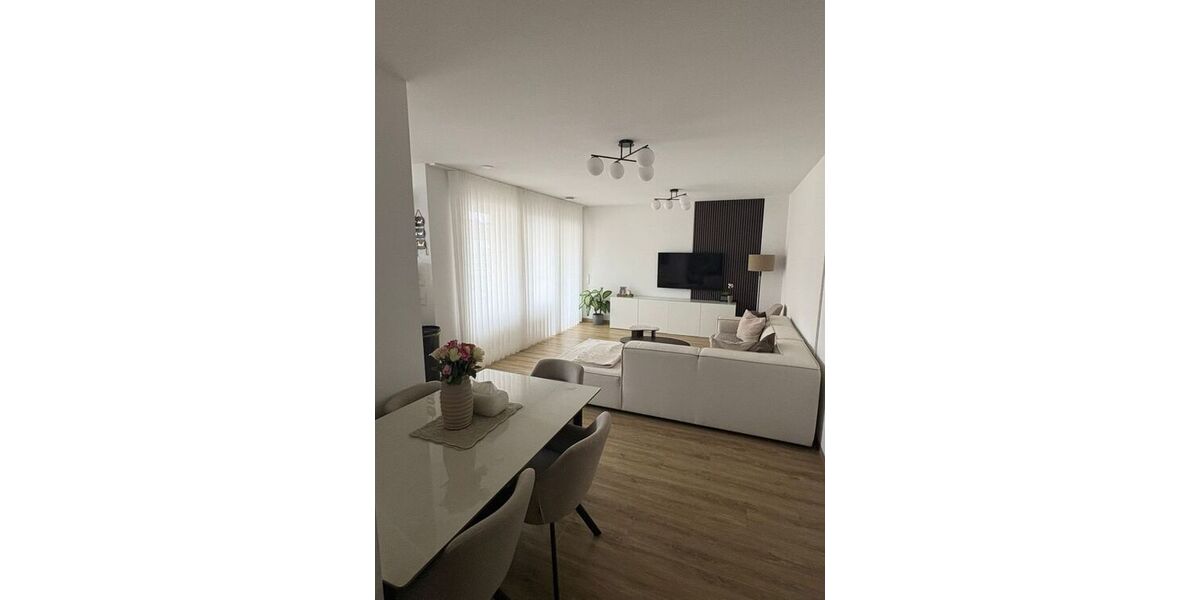 Moderne 2-Zimmerwohnung mit Küche & Fußbodenheizung in zentraler Lage - Etagenwohnung Plochingen | Angebot:27545225