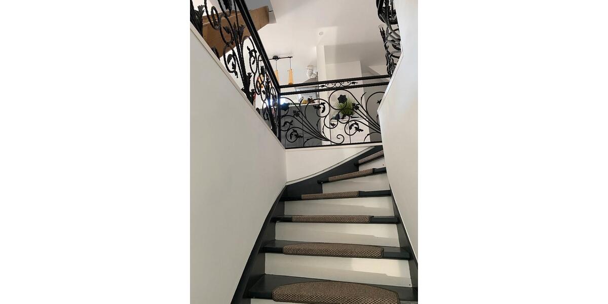 Dachgeschoßwohnung Schorndorf - 4 Zimmer, 80 m&sup2;, 1.000&euro; | Angebot:27548710
