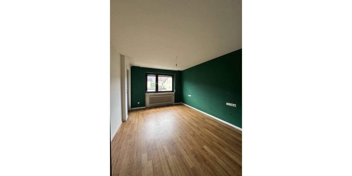 Doppelhaushälfte Kirchheim am Neckar - 5 Zimmer, 120 m&sup2;, 409.999&euro; | Angebot:25678438