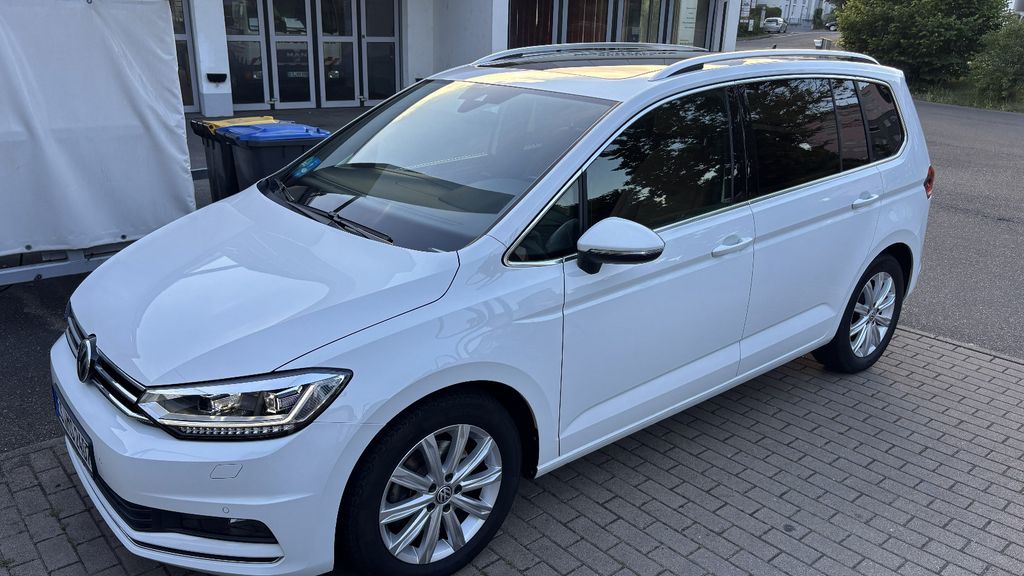 VW Touran 142.000 km 19.400 &euro; Filderstadt 70794
