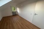 Dachgeschoßwohnung Neuhausen auf den Fildern - 3 Zimmer, 71 m&sup2;, 1.300&euro; | Angebot:27548763