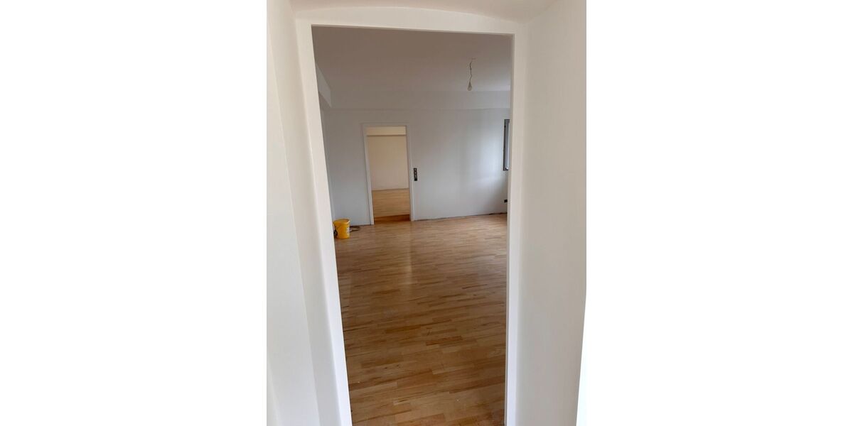*** Wohnen und Arbeiten mit Aussicht in S-Ost *** - Etagenwohnung Stuttgart Stuttgart-Ost | Angebot:26924226