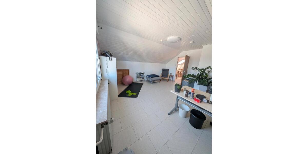 Einfamilienhaus Tiefenbronn - 6 Zimmer, 165 m&sup2;, 619.000&euro; | Angebot:25432956