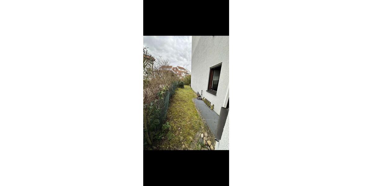 Erdgeschoßwohnung Sindelfingen - 3 Zimmer, 84 m&sup2;, 1.650&euro; | Angebot:25875431