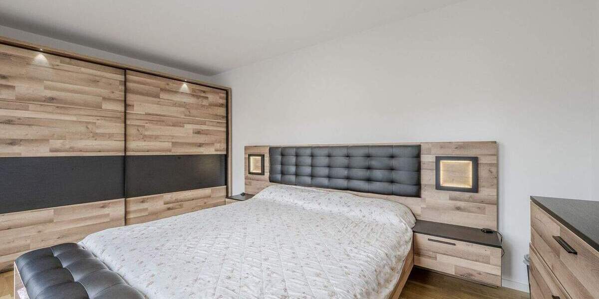 Etagenwohnung Stuttgart / Zuffenhausen Zuffenhausen - 3 Zimmer, 95 m&sup2;, 589.000&euro; | Angebot:25704153