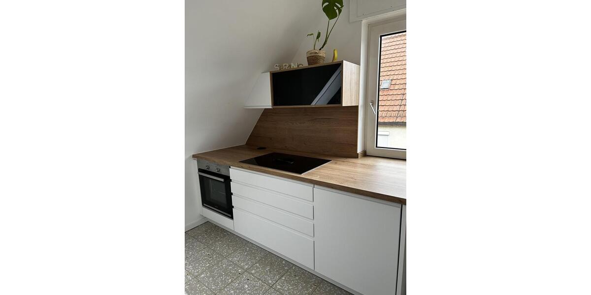 Dachgeschoßwohnung Heilbronn Böckingen - 2 Zimmer, 36 m&sup2;, 900&euro; | Angebot:26235875
