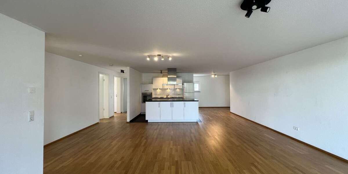 Etagenwohnung Böblingen - 4 Zimmer, 126 m&sup2;, 620.000&euro; | Angebot:26986413