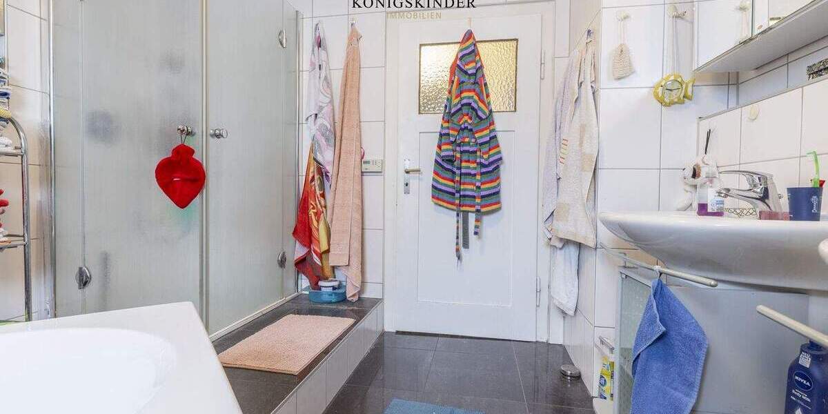 Einfamilienhaus Besigheim - 1 Zimmer, 297 m&sup2;, 875.000&euro; | Angebot:25676049