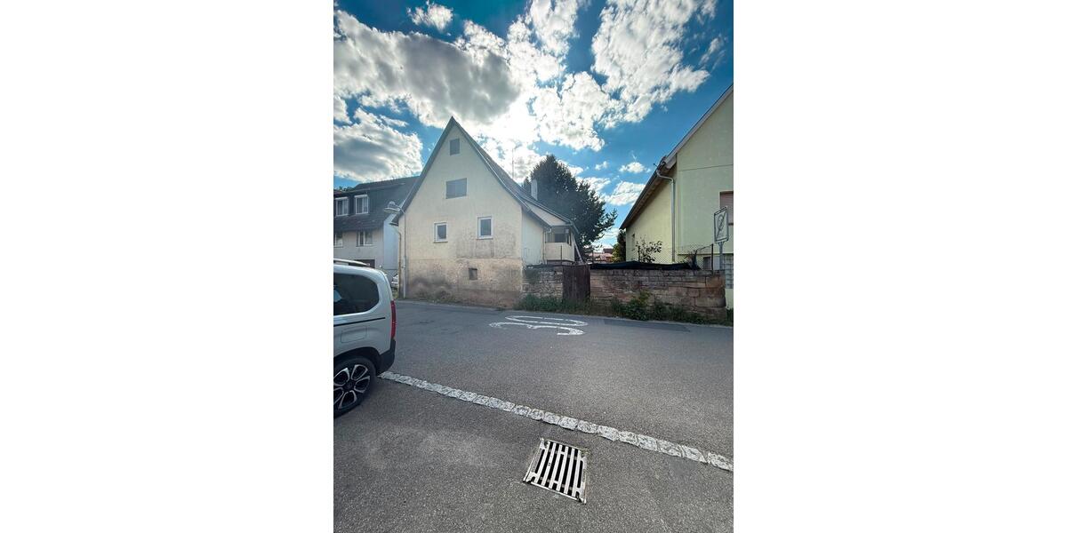 Einfamilienhaus Lauffen am Neckar - 4.5 Zimmer, 338 m&sup2;, 175.000&euro; | Angebot:27168931