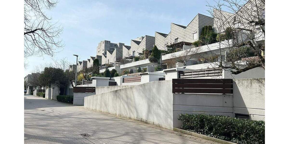 Terrassenwohnung Stuttgart Neugereut - 4 Zimmer, 96 m&sup2;, 398.500&euro; | Angebot:25846061